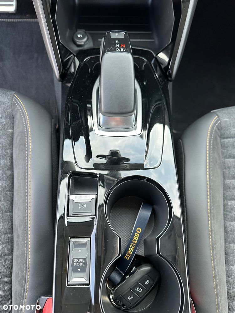 Peugeot 208 e-208 50kWh Business - 31