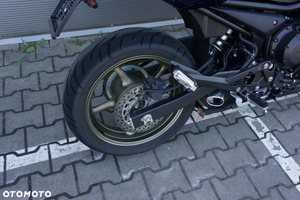 Yamaha XJ - 4