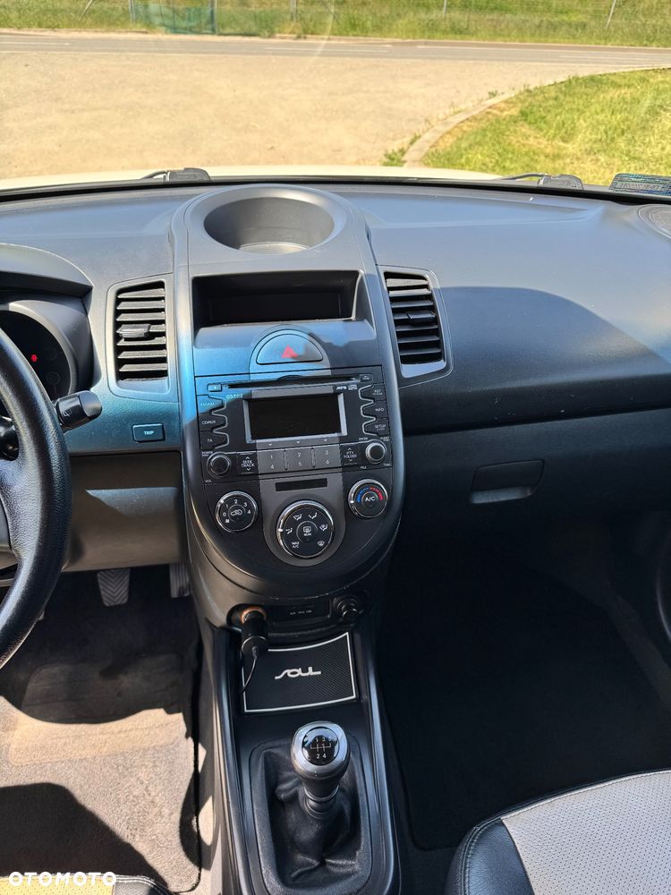 Kia Soul 1.6 CRDI L - 15