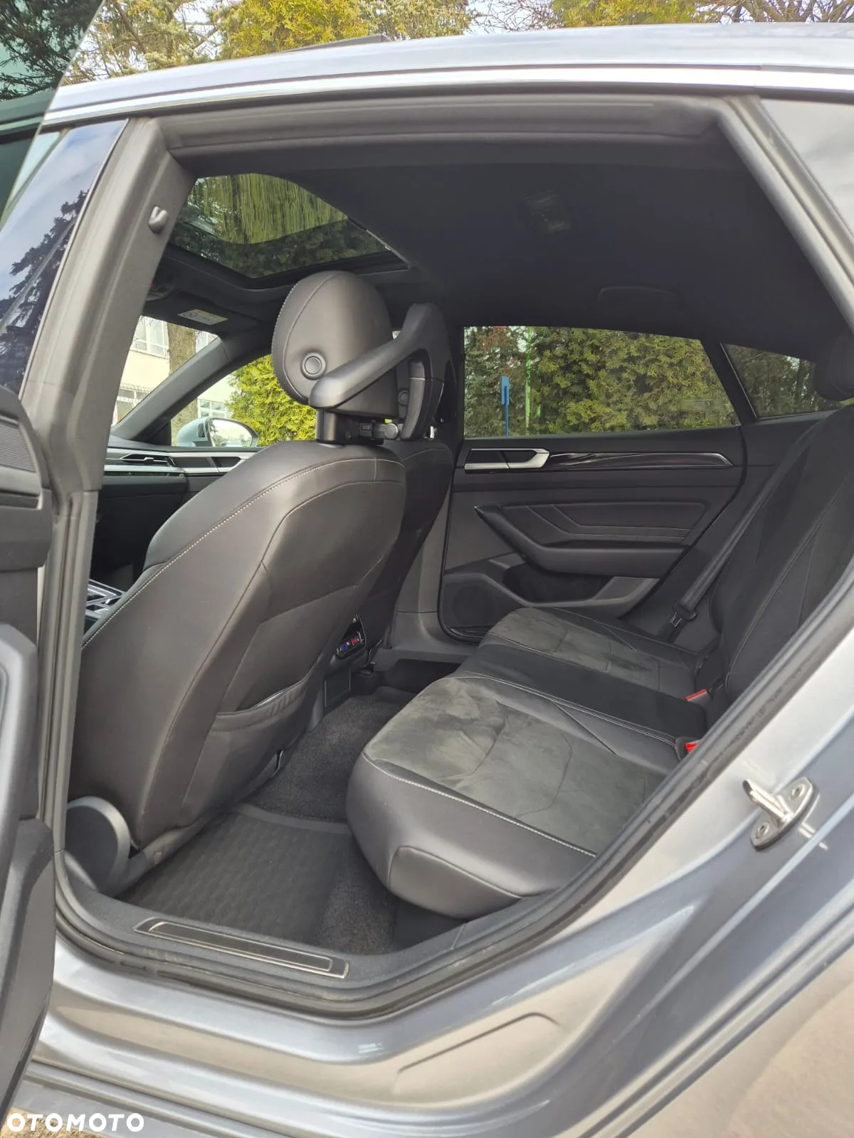 Volkswagen Arteon 2.0 TDI R-Line DSG - 9