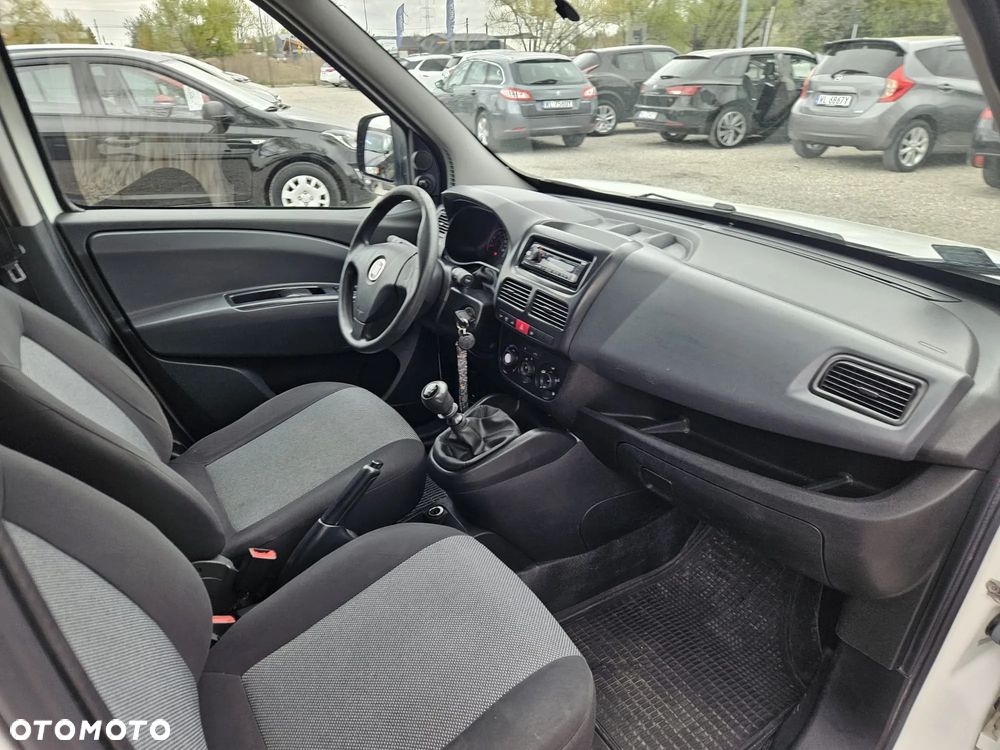 Fiat DOBLO - 22