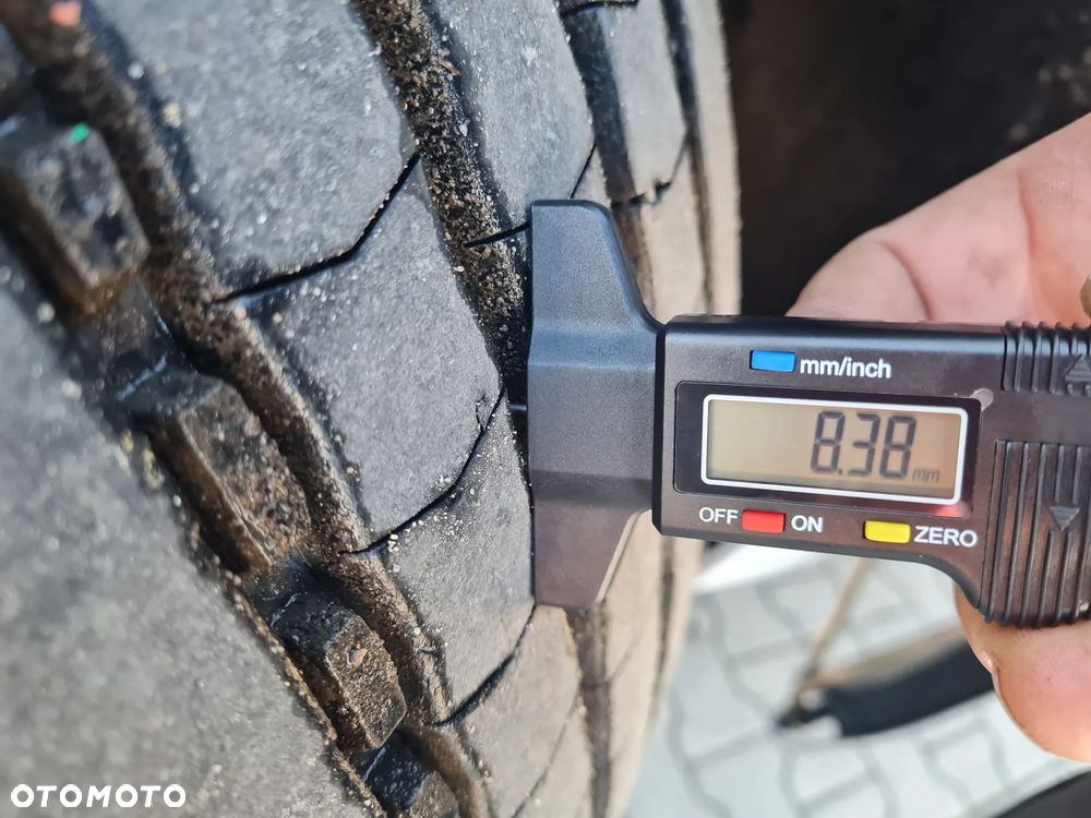 Mercedes-Benz INTOURO - 28