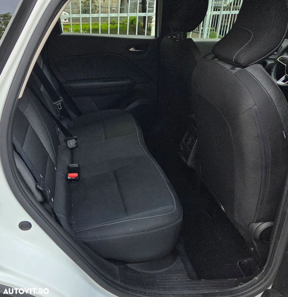 Renault Captur MHEV 140 Techno - 7