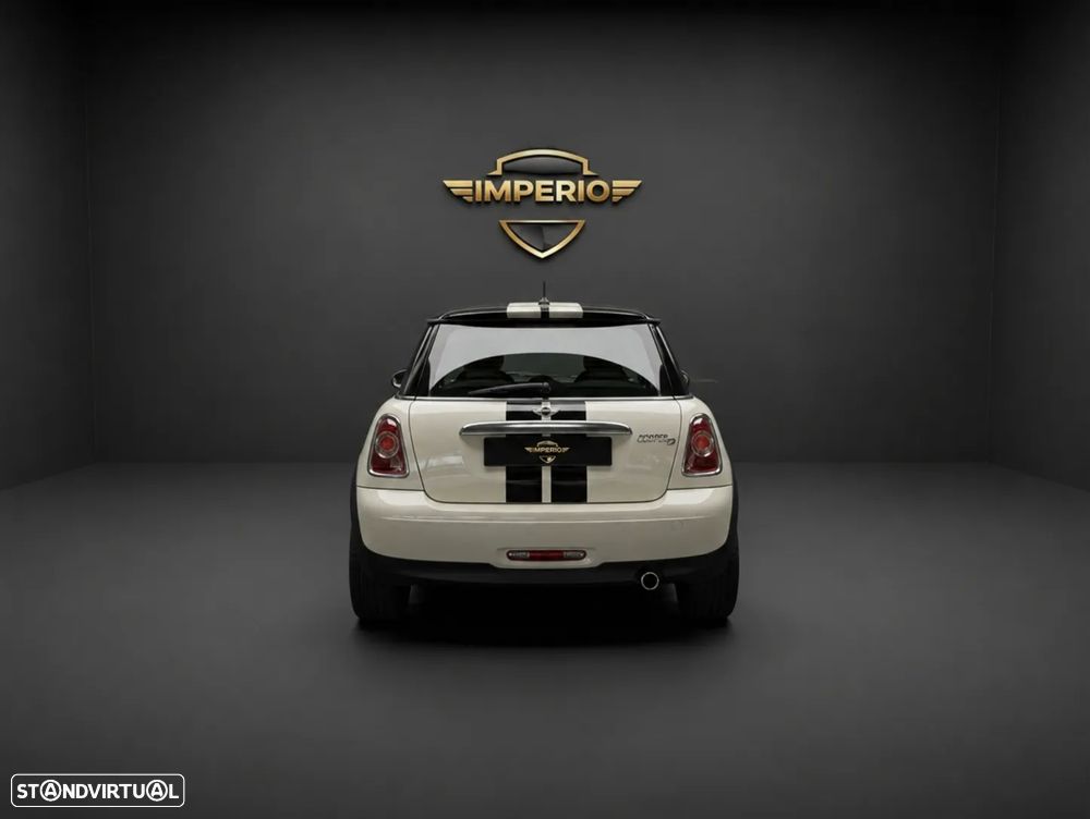 MINI 3 Portas Cooper D - 5