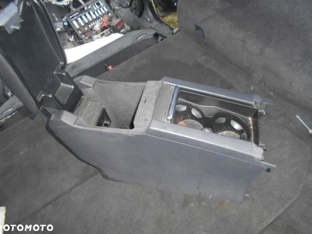 VOLVO XC60 LIFT PODŁOKIETNIK TUNEL ŚRODKOWY - 2