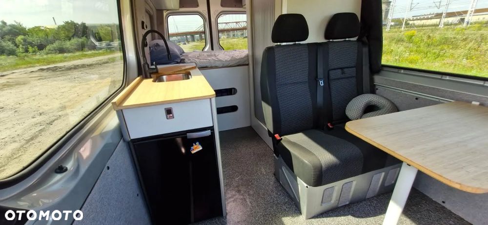 Mercedes-Benz Sprinter Kamper Campervan - 13