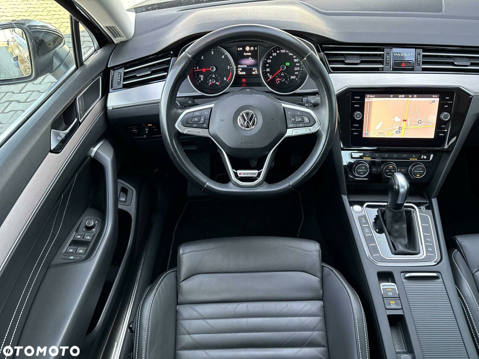 Volkswagen Passat - 18
