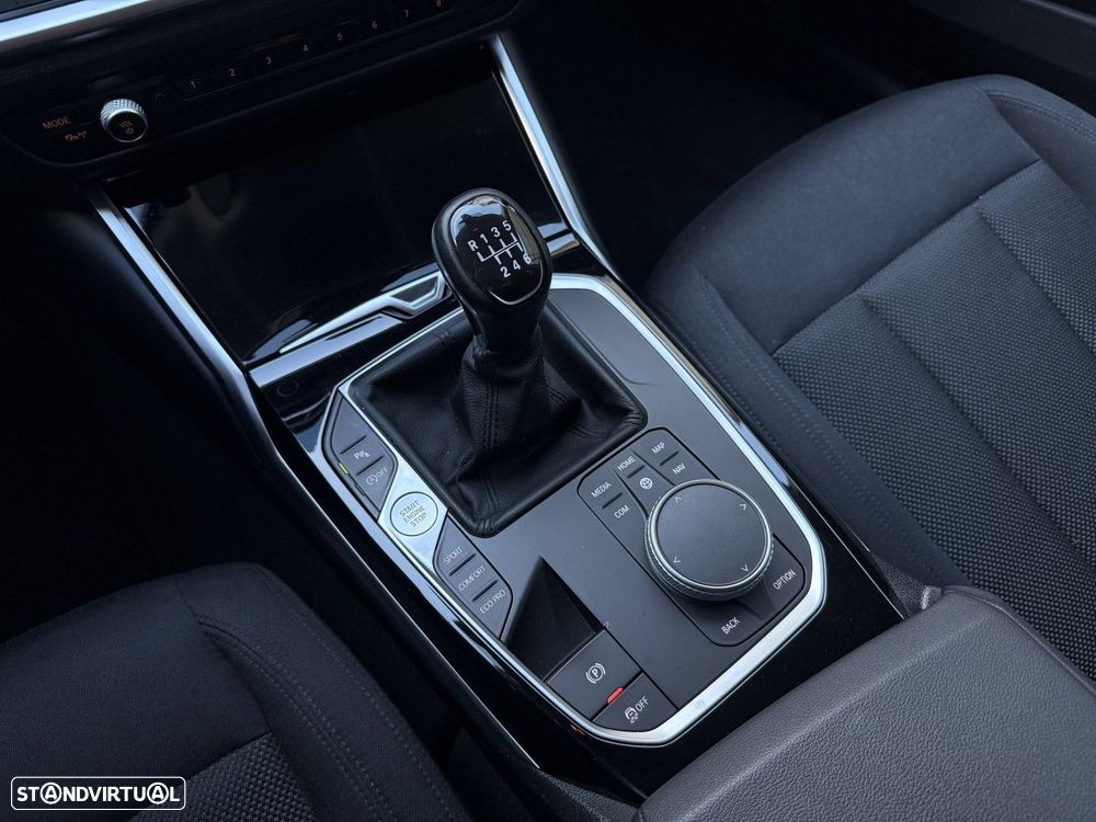 BMW 318 d Advantage - 33