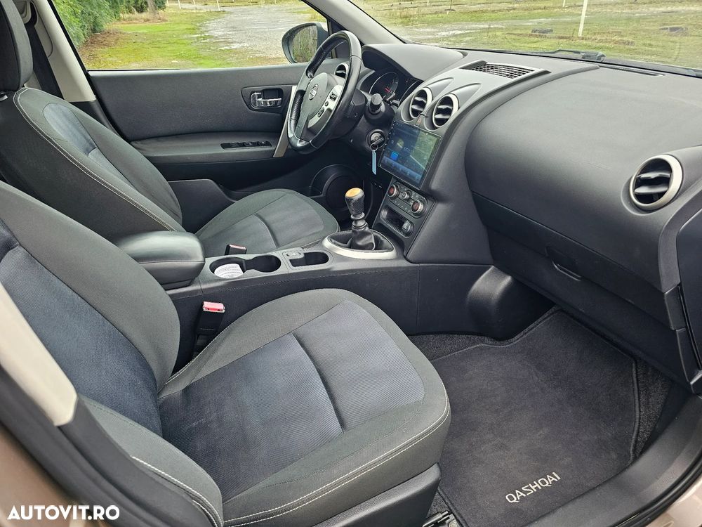 Nissan Qashqai 1.5 DCI N-Connecta - 25