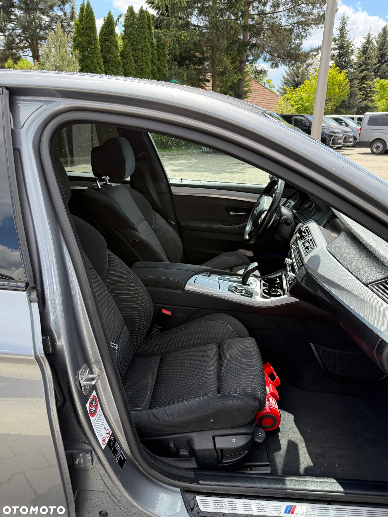 BMW Seria 5 525d xDrive - 12