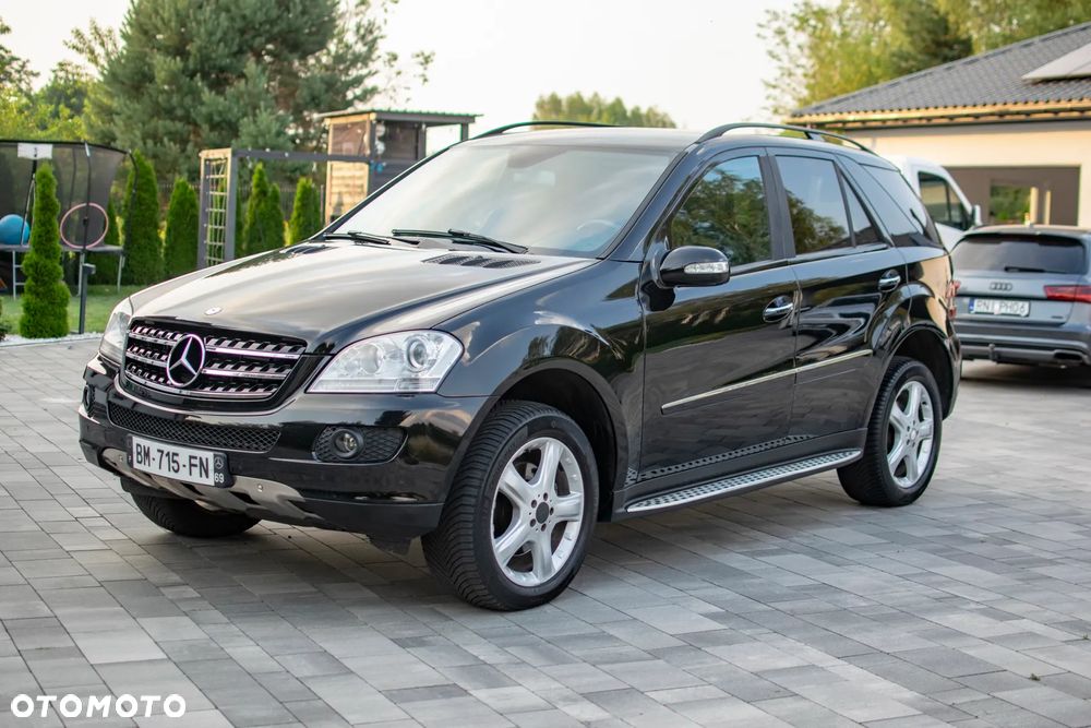 Mercedes-Benz ML - 28