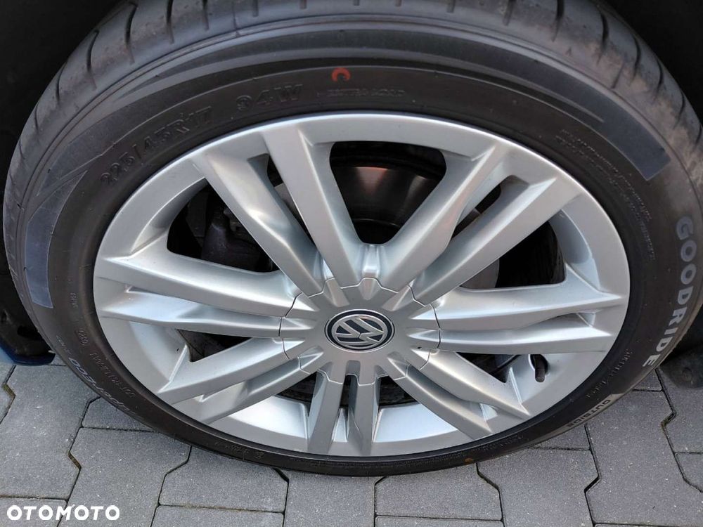 Volkswagen Golf - 23