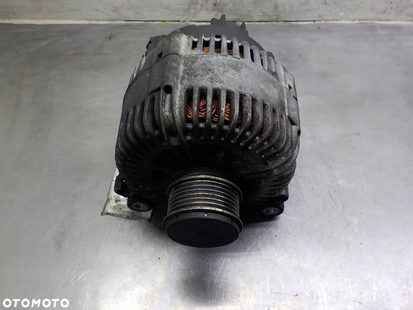 VW PASSAT B6 1.9 TDI ALTERNATOR 021903026L - 1
