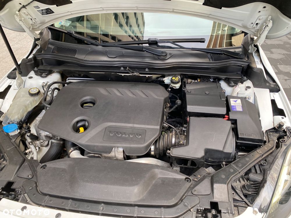 Volvo V40 D2 Summum - 18