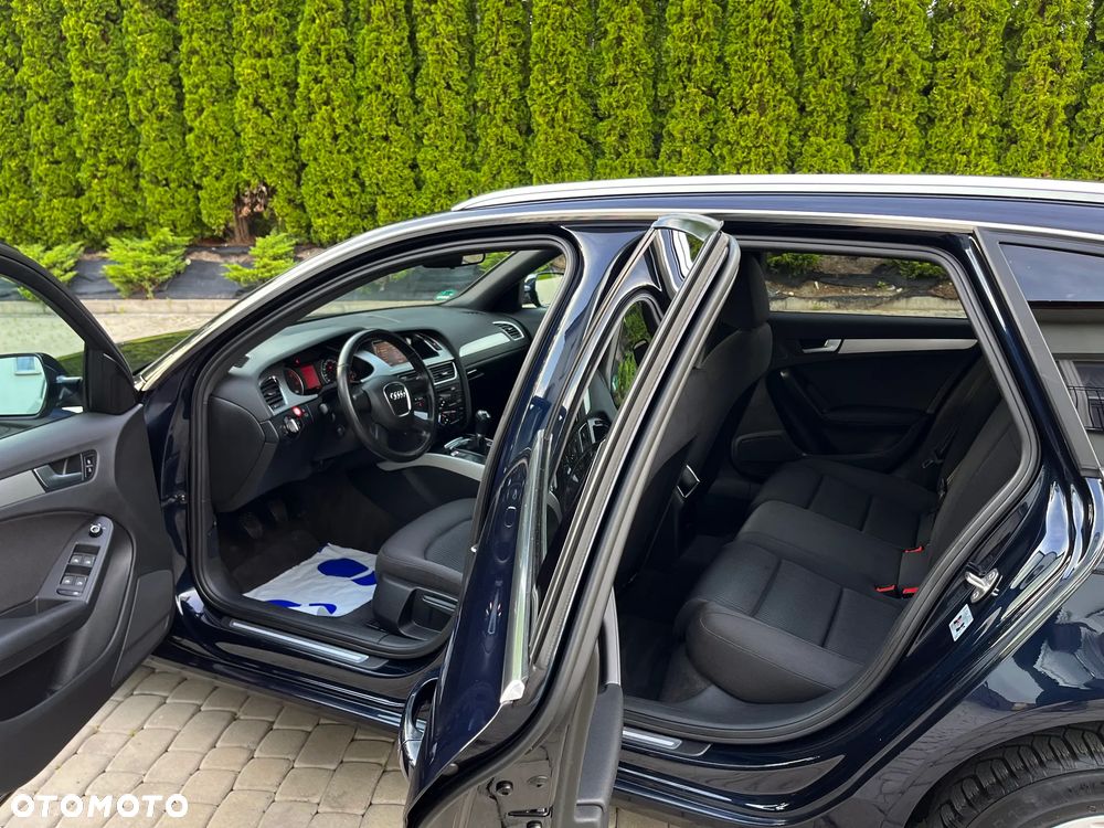 Audi A4 Avant - 8