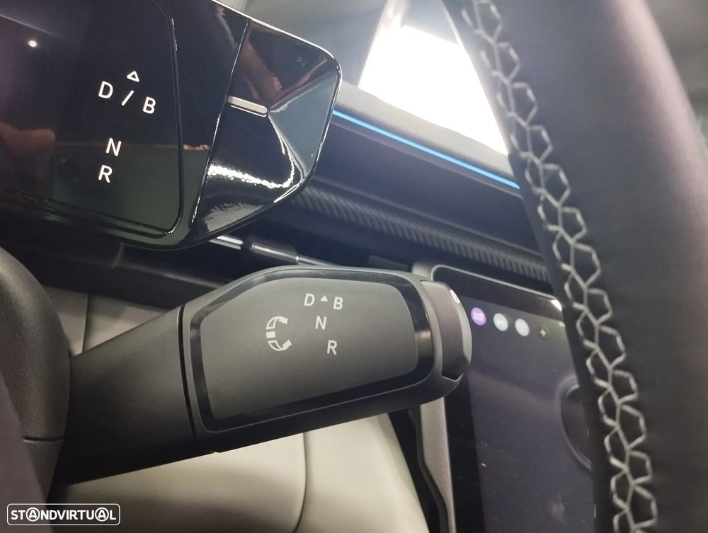 Ford Explorer 52 kWh Premium - 33