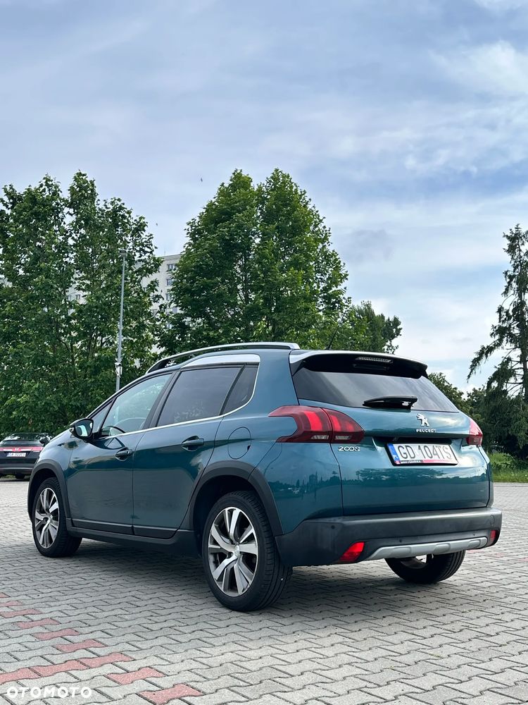 Peugeot 2008 1.2 Pure Tech Allure S&S EAT6 - 3