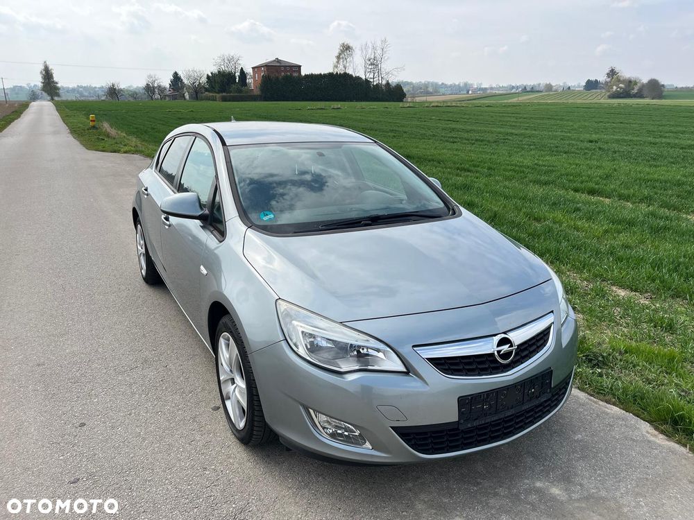 Opel Astra 1.4 T Cosmo - 2