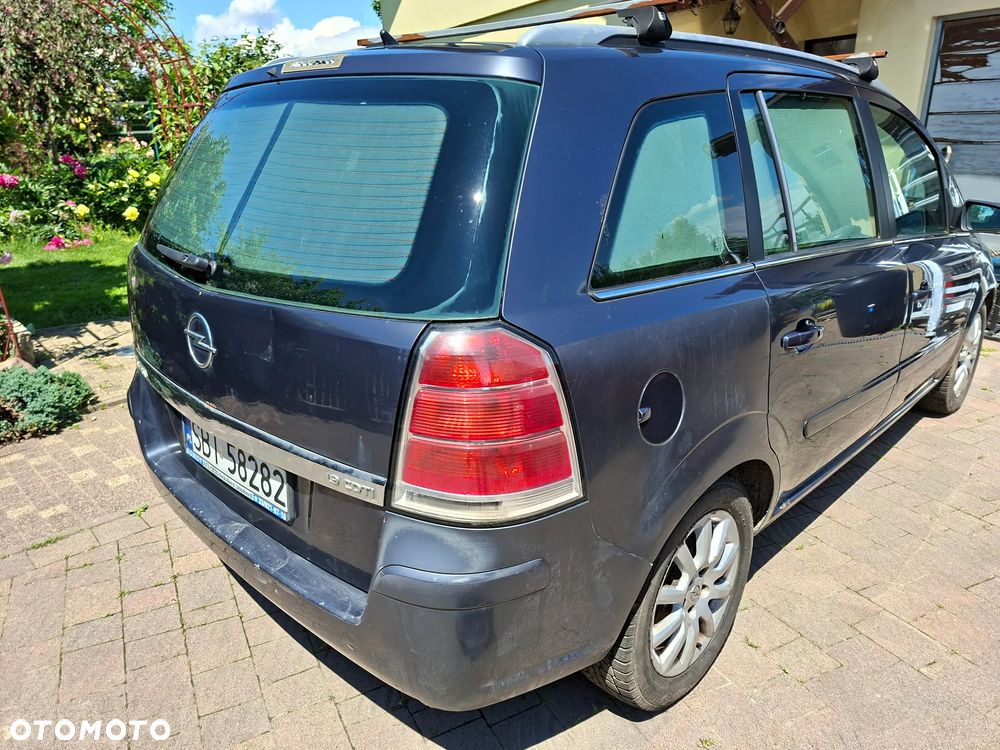 Opel Zafira 1.9 CDTI Cosmo - 2