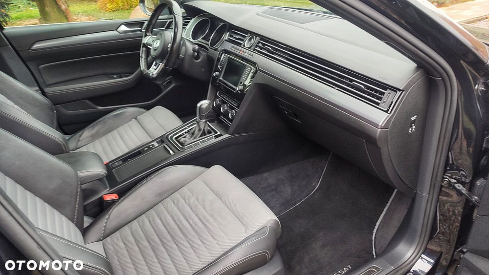 Volkswagen Passat 2.0 TDI BMT Highline DSG - 28