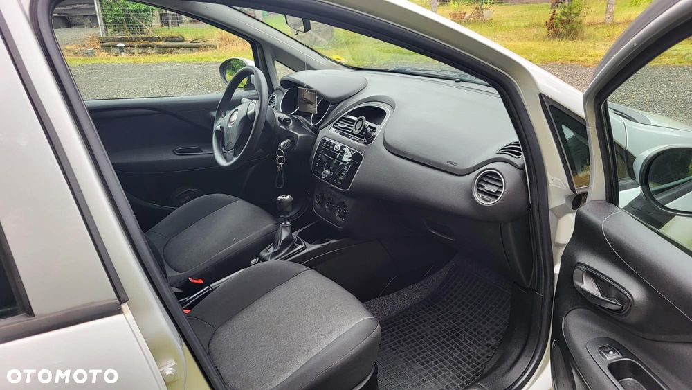 Fiat Punto - 10