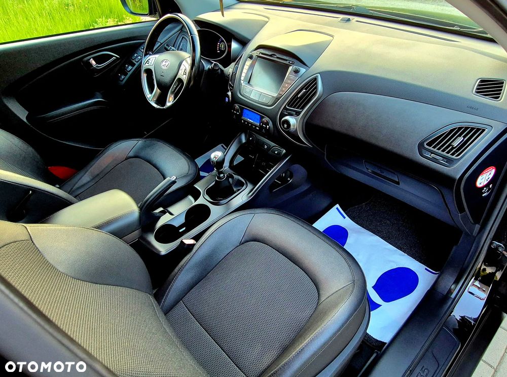 Hyundai ix35 - 24