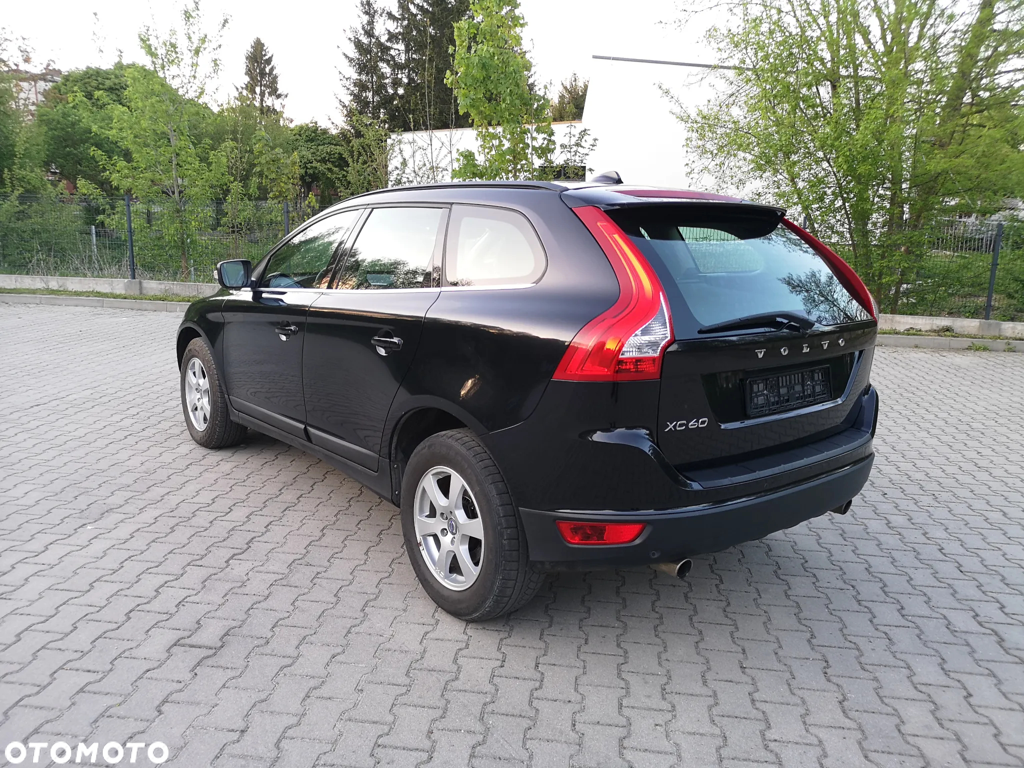 Volvo XC 60 D3 AWD Momentum - 4