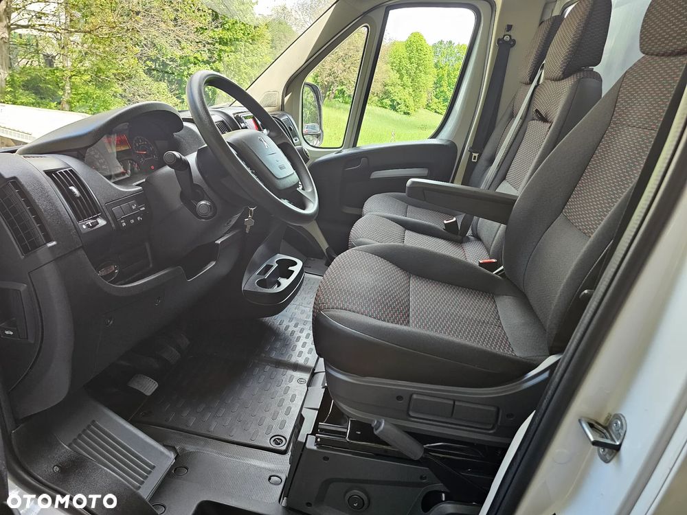 Peugeot BOXER - 19