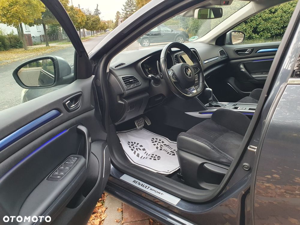 Renault Megane ENERGY TCe 205 EDC GT - 7