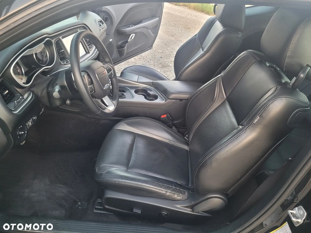 Dodge Challenger 3.6 GT AWD - 17