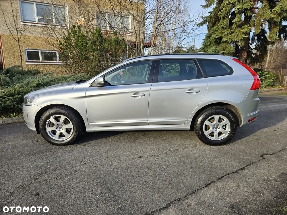 Volvo XC 60 D3 Momentum - 5