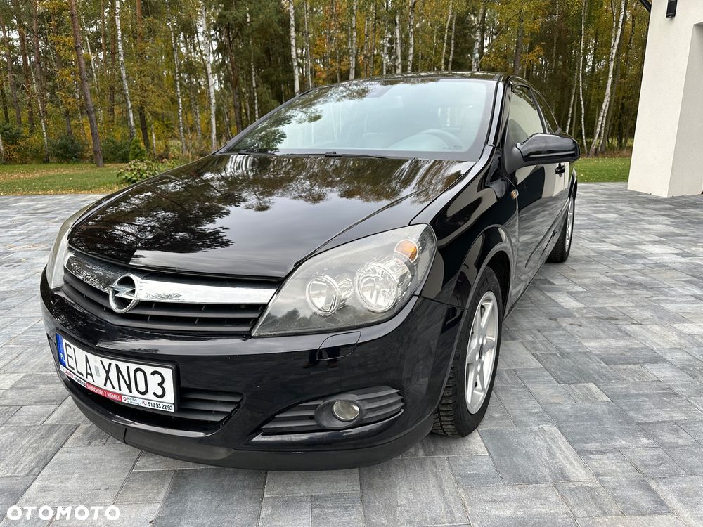 Opel Astra III GTC 1.8 Sport - 21