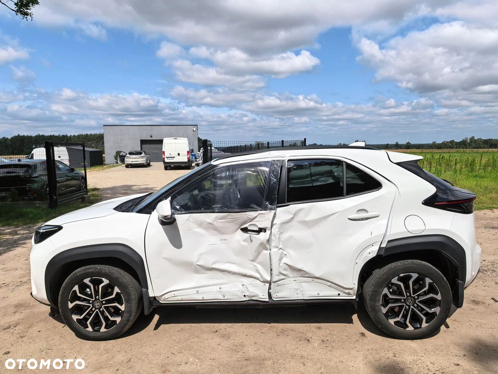Toyota Yaris Cross 130 1.5 VVT-i Team Deutschland - 10