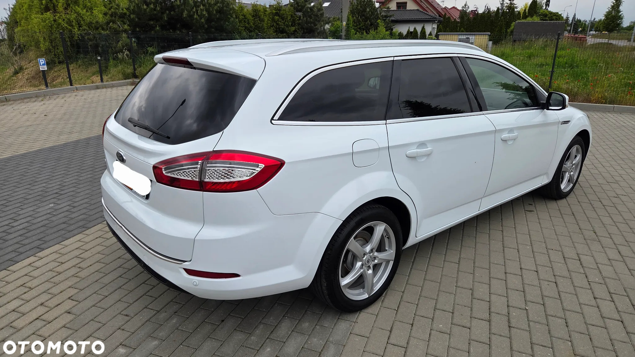 Ford Mondeo 2.0 TDCi Titanium - 11