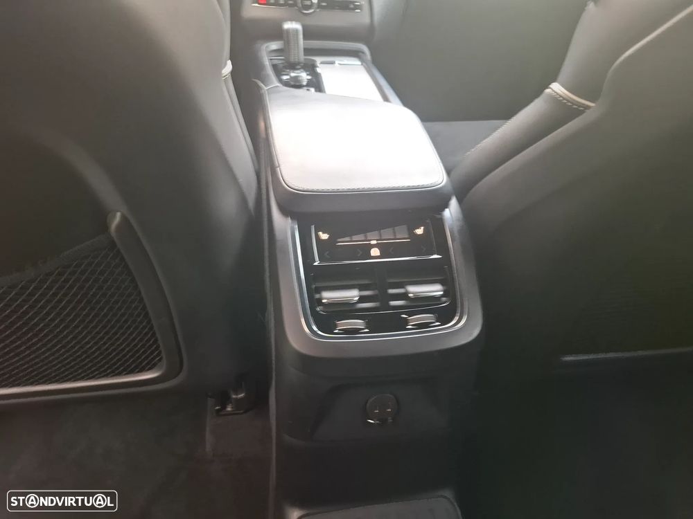 Volvo XC 90 2.0 T8 PHEV R-Design Expression AWD - 31