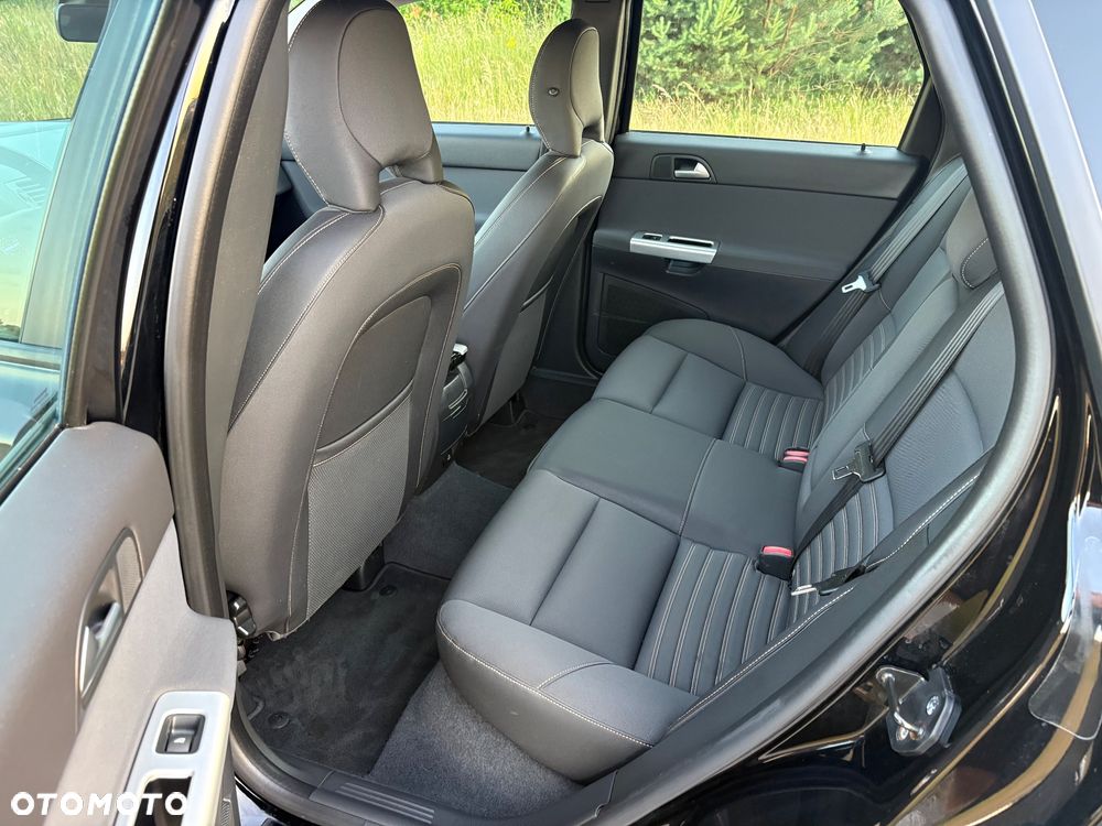 Volvo V50 DPF D2 Kinetic - 40