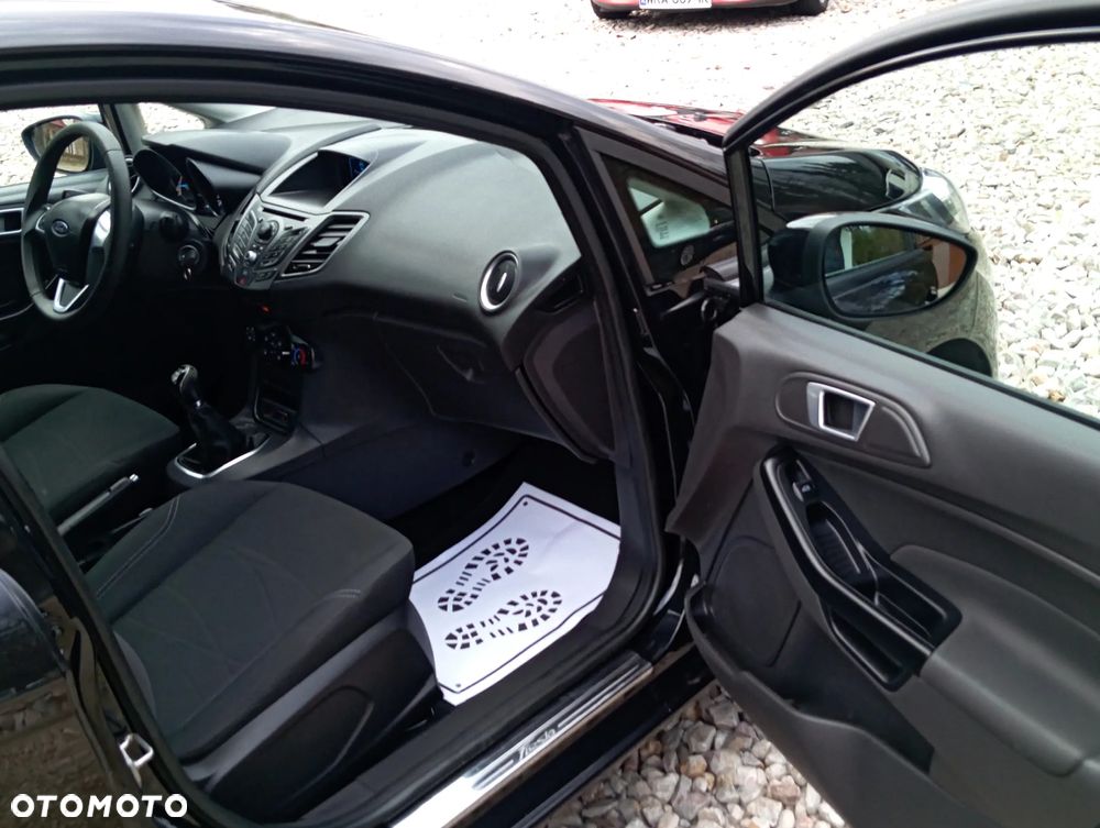 Ford Fiesta 1.25 Champions Edition - 19