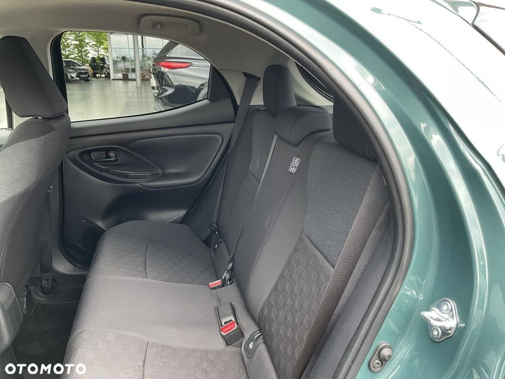 Toyota Yaris Hybrid 1.5 Style - 13