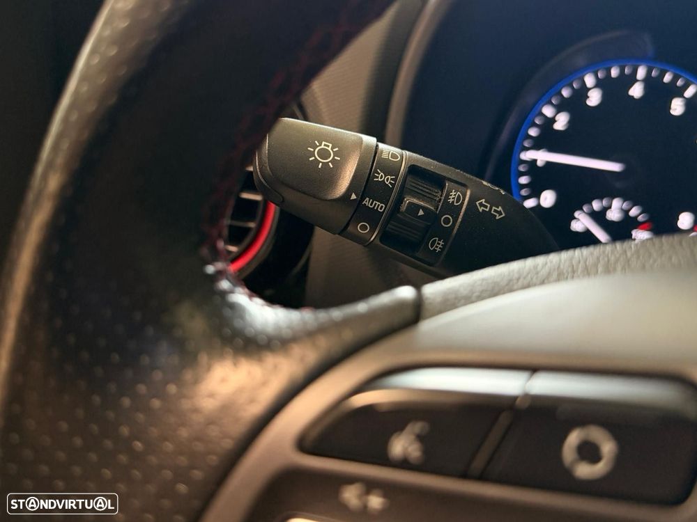 Hyundai Kauai 1.0 T-GDi Pele/Tecido Vermelho - 22