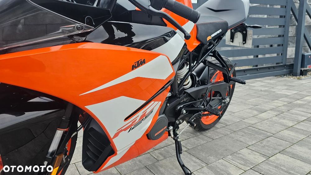 KTM RC 125 - 4