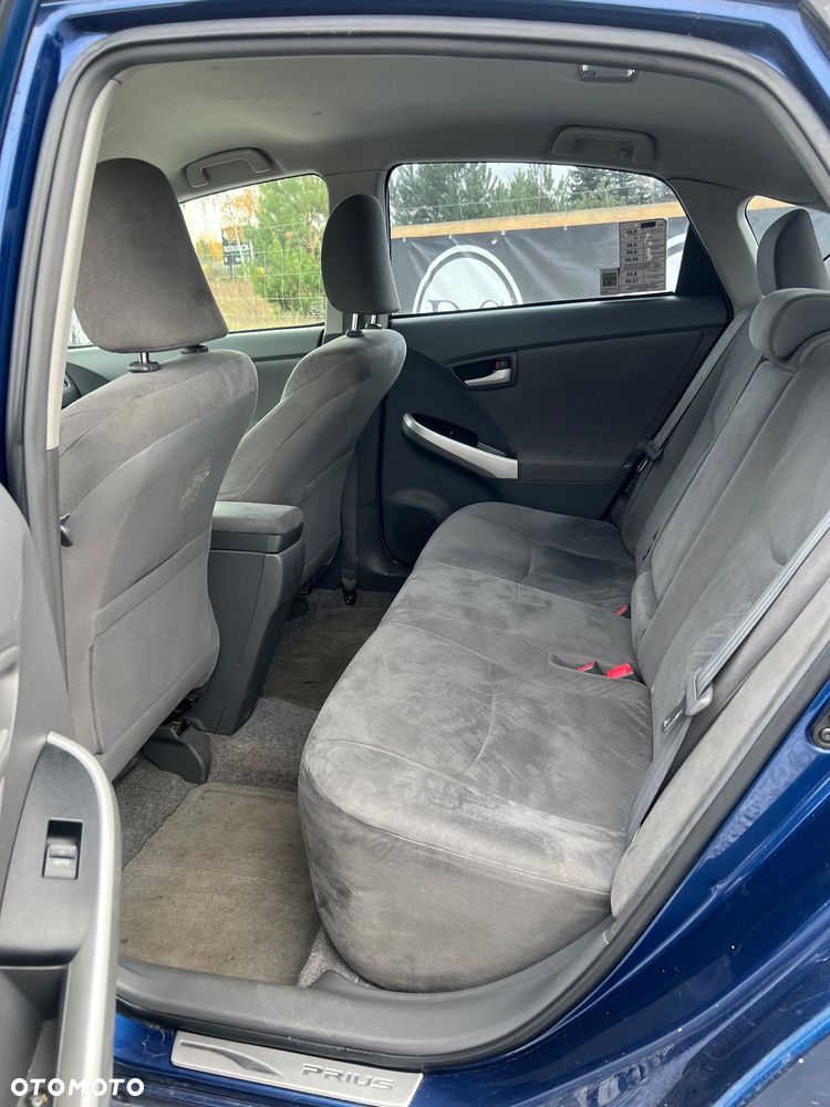Toyota Prius - 10