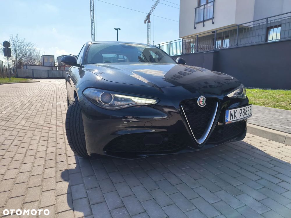 Alfa Romeo Giulia 2.0 Turbo 16V AT8 Veloce - 9