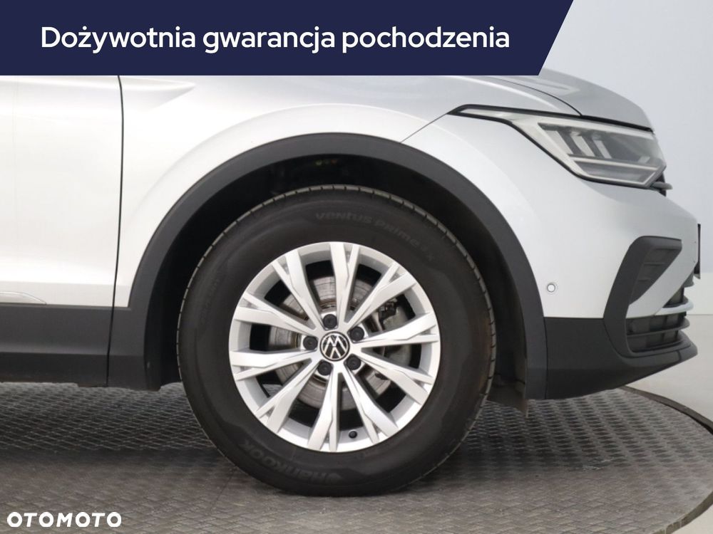 Volkswagen Tiguan - 17