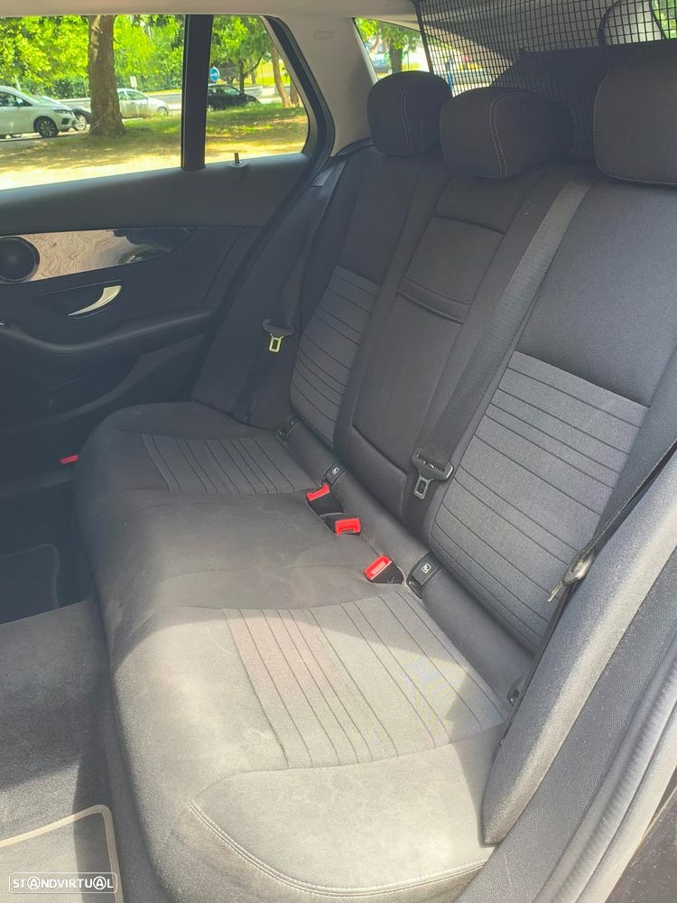 Mercedes-Benz C 300 h Avantgarde - 15