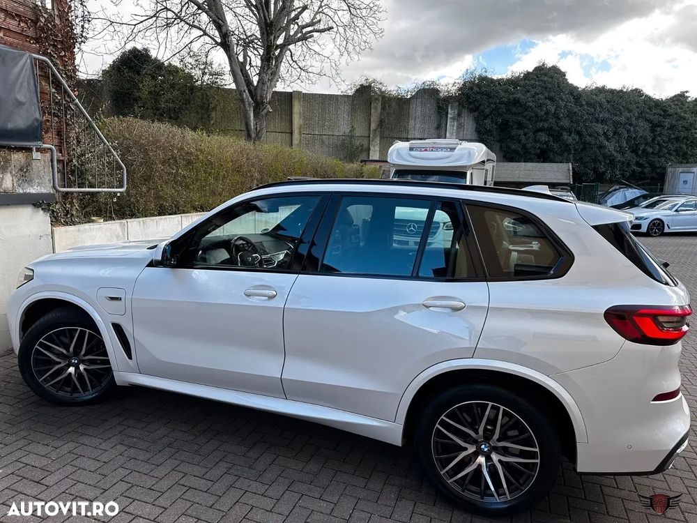BMW X5 xDrive45e - 36