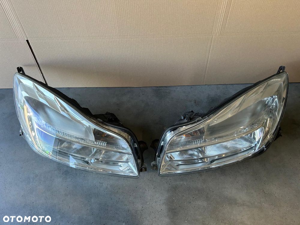 OPEL INSIGNIA A 1LJ009630-04 1LJ009630-03 LAMPA PRZEDNIA LEWA PRAWA - 1