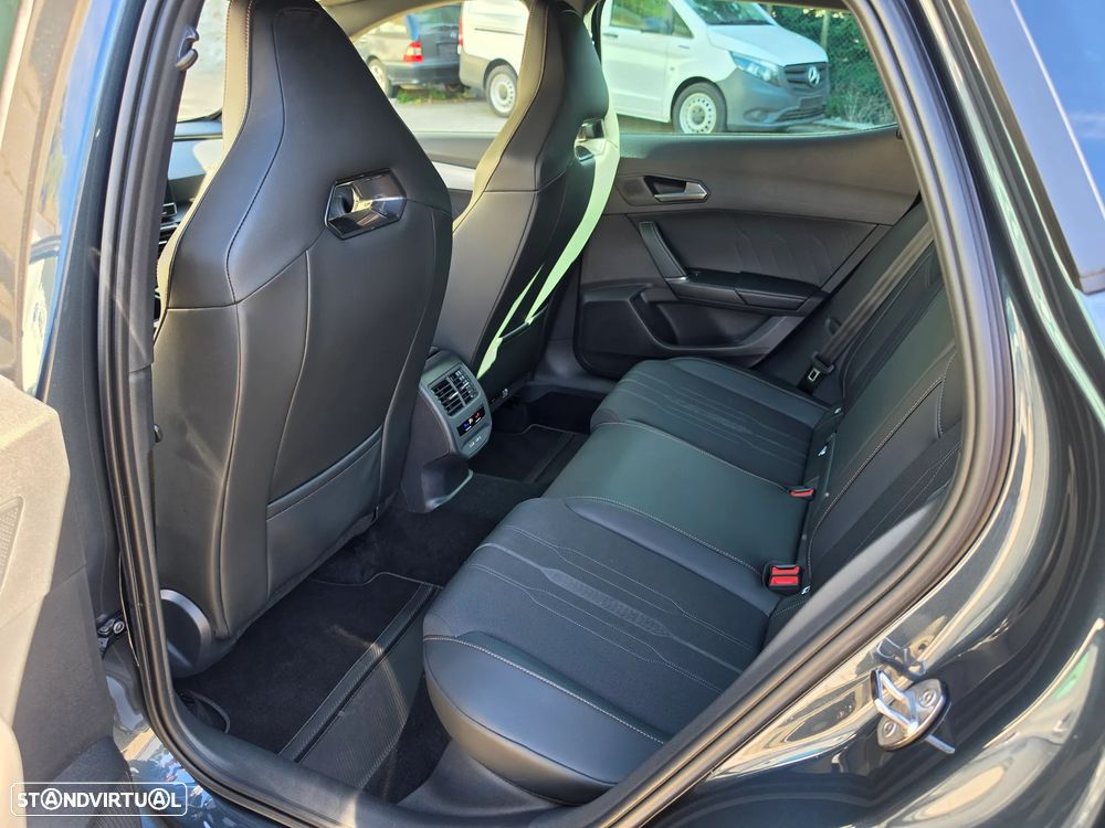 Cupra Formentor 1.4 e-Hybrid DSG VZ - 11