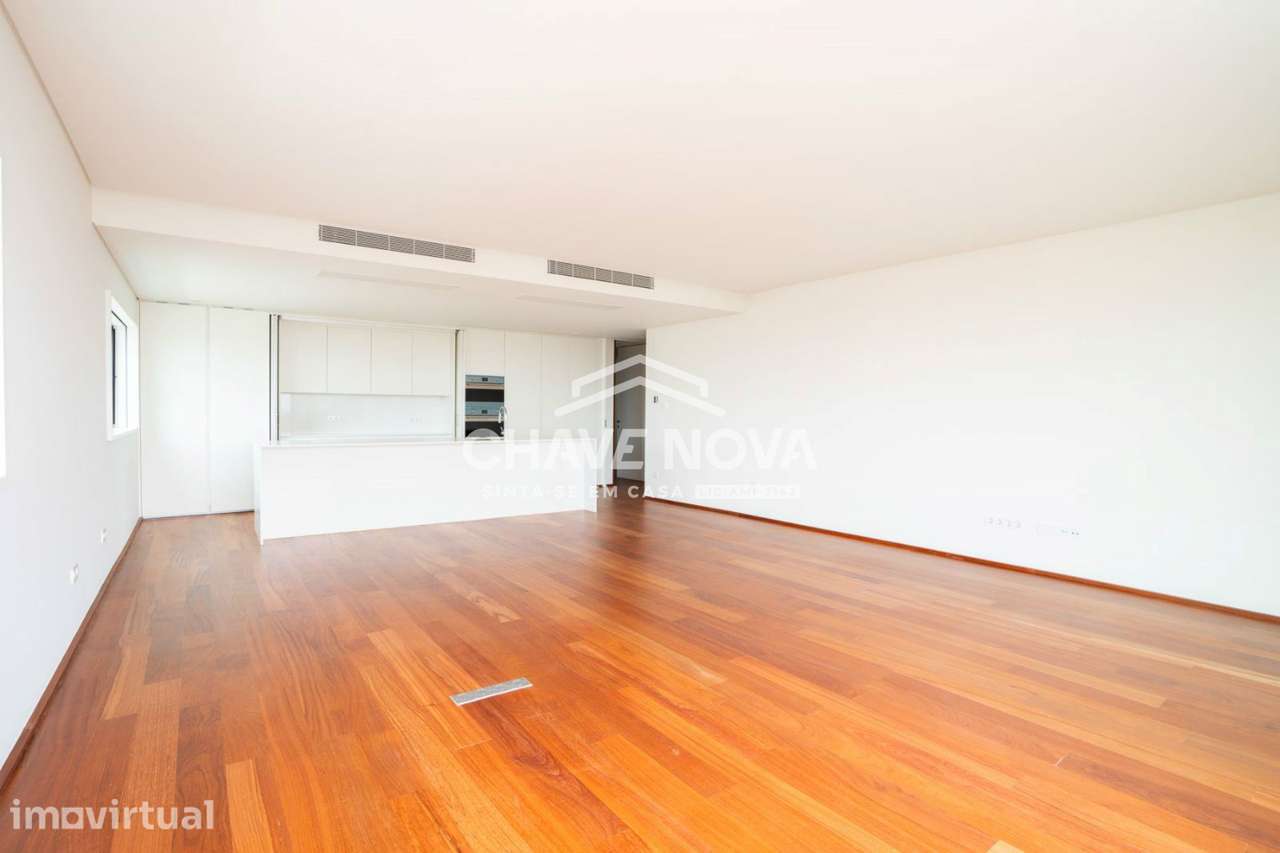 T3 Novo C/ Varanda e Piscina em Canidelo - Grande imagem: 2/13