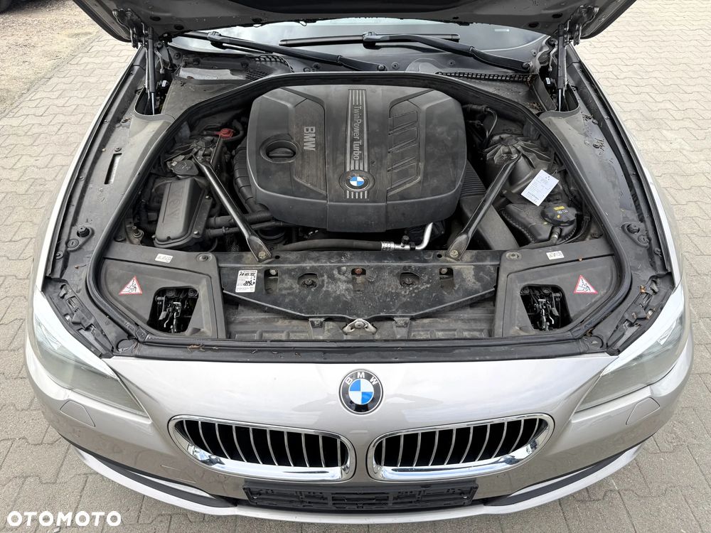 BMW Seria 5 - 12