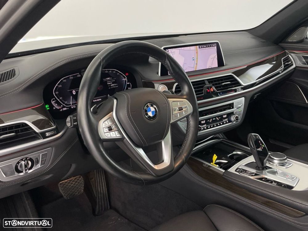 BMW 745 e iPerformance Pack M Auto - 18